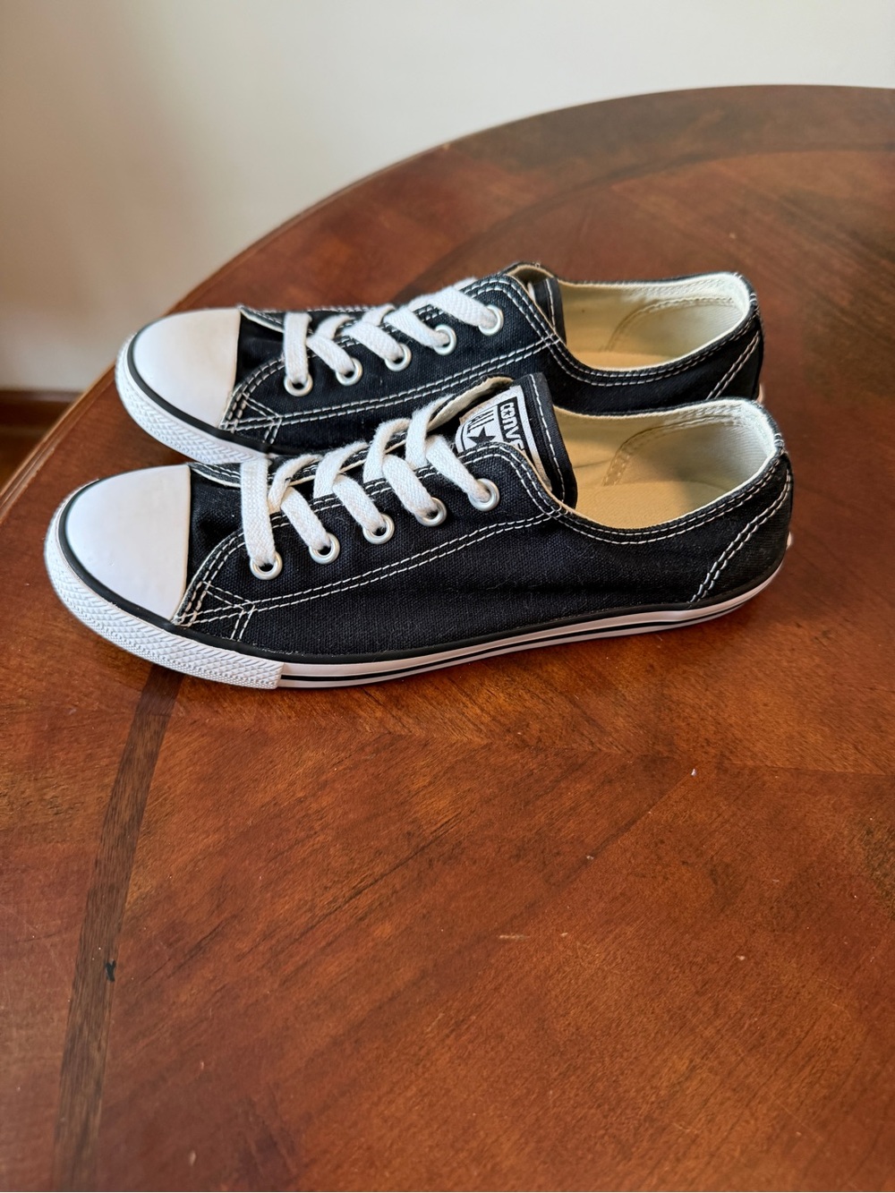 Converse All Star Dainty Low Top Sneakers Black Canvas Shoes Women’s Size 6